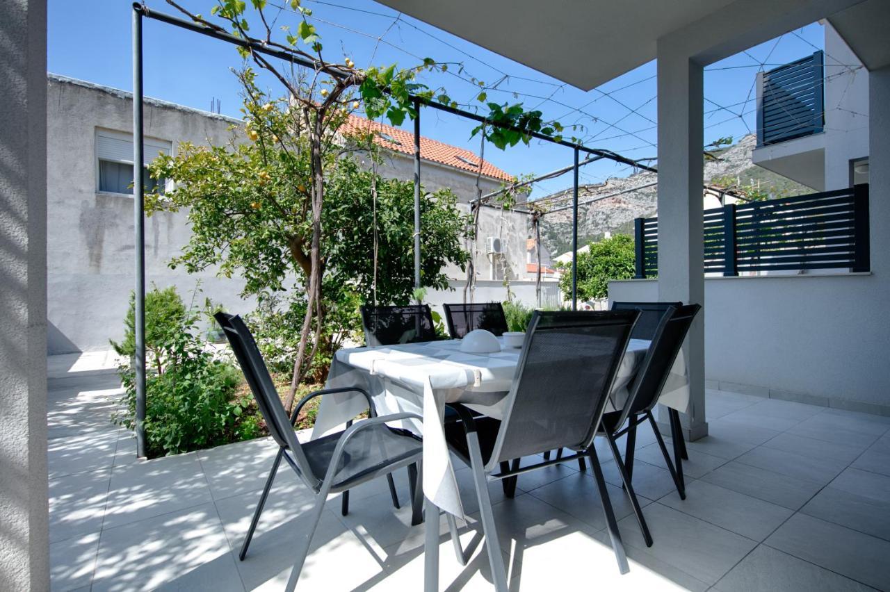 Apartmani Dule 코미자 외부 사진