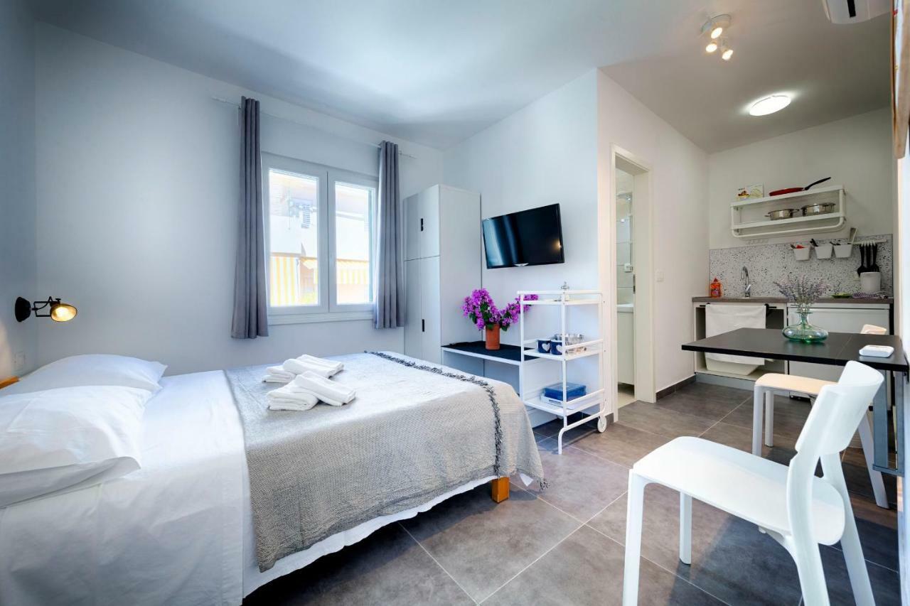Apartmani Dule 코미자 외부 사진