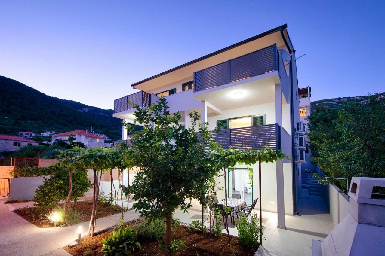 Apartmani Dule 코미자 외부 사진
